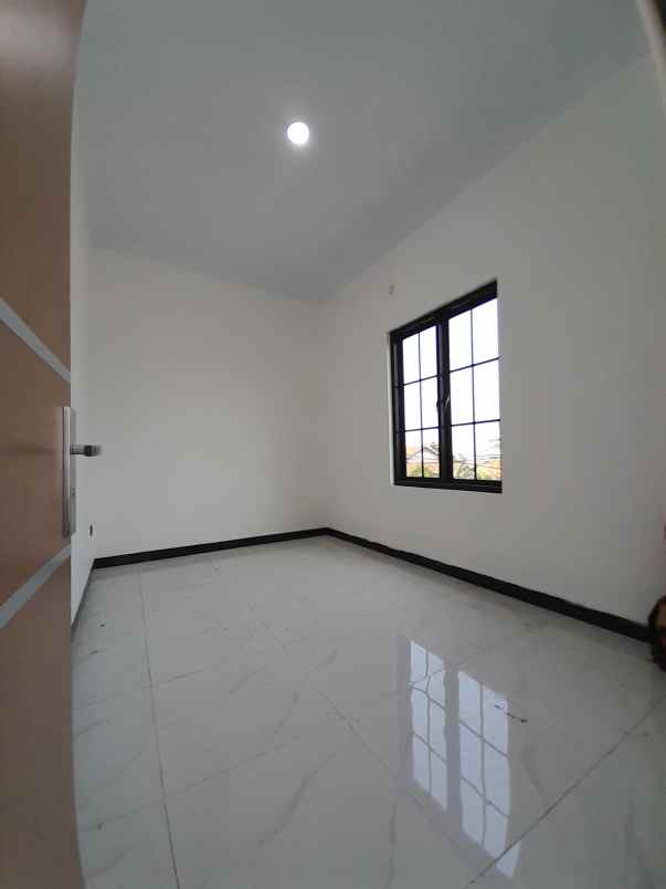rumah 2 lantai at pancoran mas depok