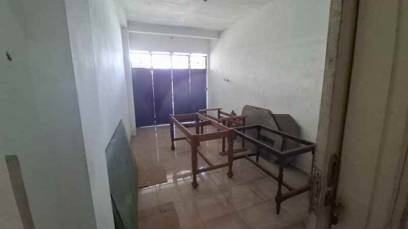 rumah 2 lantai di perumahan bukit permai jember