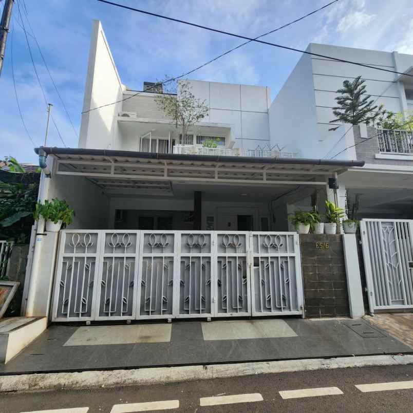 rumah 2 lantai di pondok kelapa jakarta timur