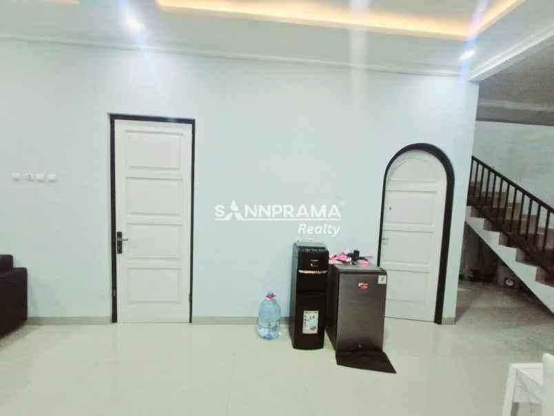 rumah 2 lantai disewakan di grand depok city iml
