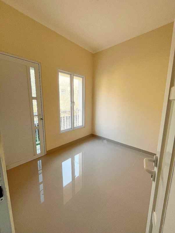 rumah 2 lantai murah di kramatdjati