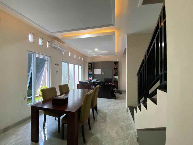 rumah 2 lantai zonasi sma n 1 klaten siap balik nama