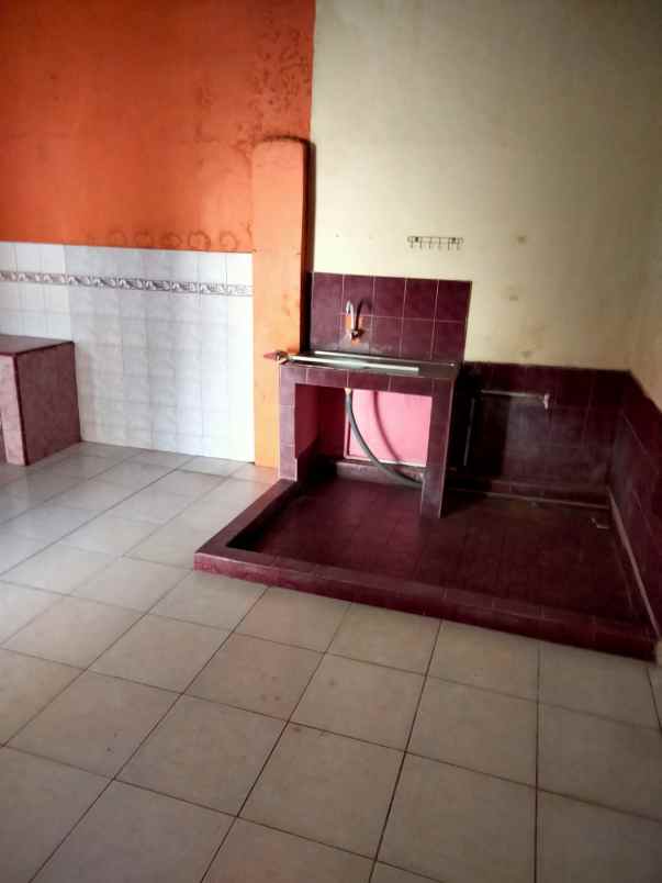 rumah 3 unit utama paviliun kost