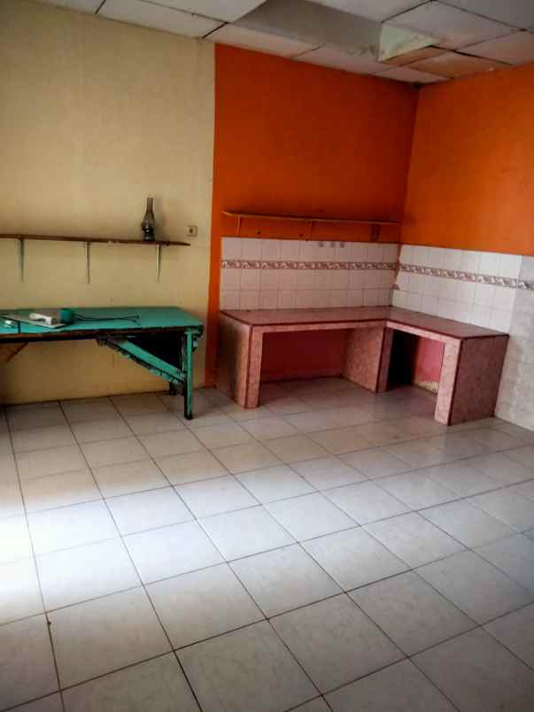rumah 3 unit utama paviliun kost