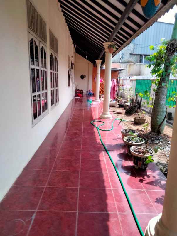 rumah 3 unit utama paviliun kost