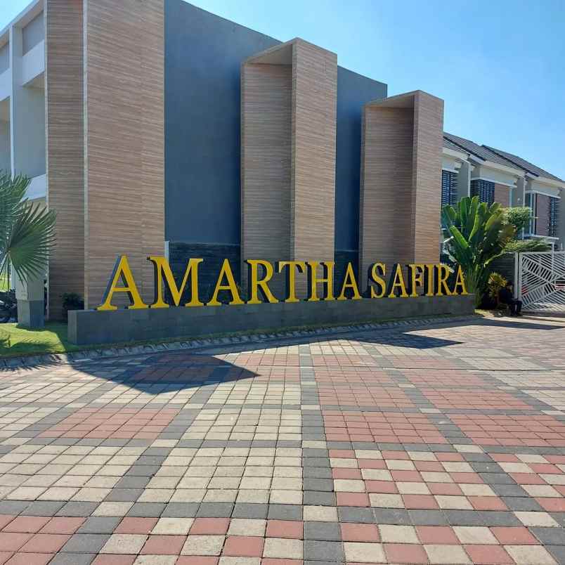rumah amartha safira