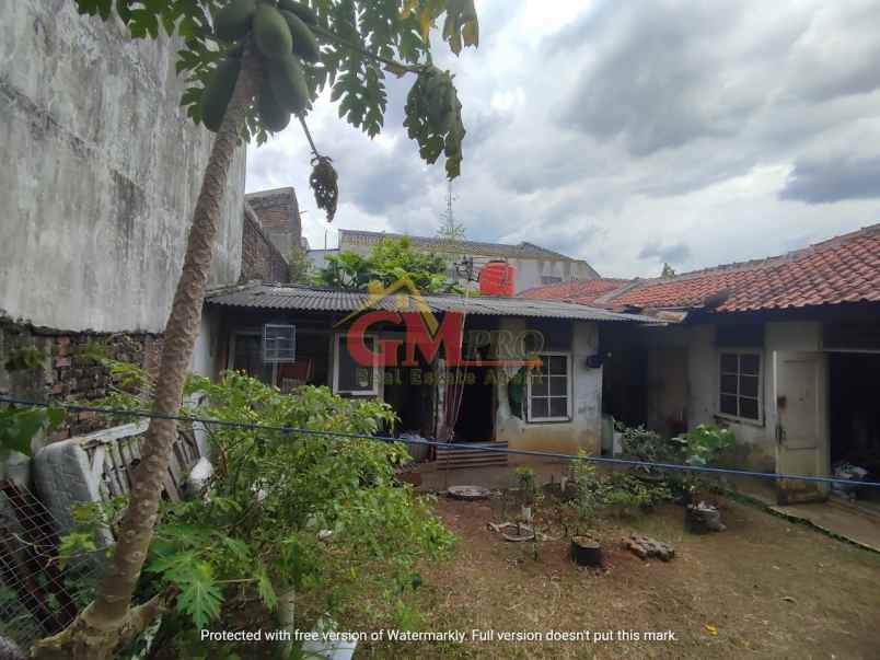 Rumah Lama Hitung Tanah Di Mainroad Antapani Bandung Timur