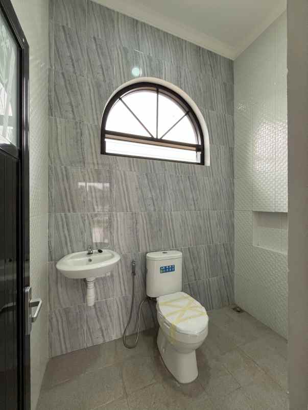 rumah baru american classic best view lokasi batu