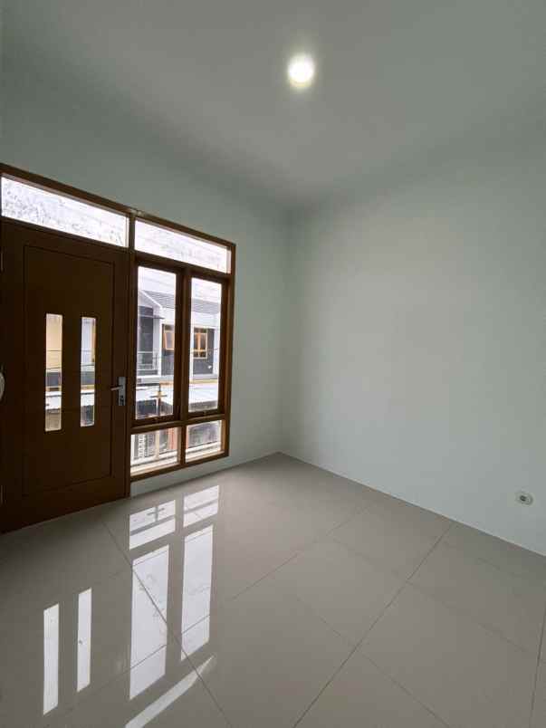 rumah baru cluster 2 lantai di perwira bekasi utara