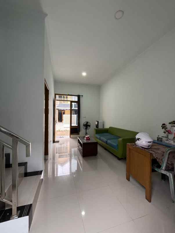 rumah baru cluster 2 lantai di perwira bekasi utara
