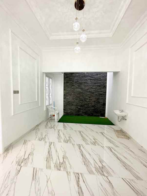 rumah baru kawasan favorit duren sawit jakarta timur