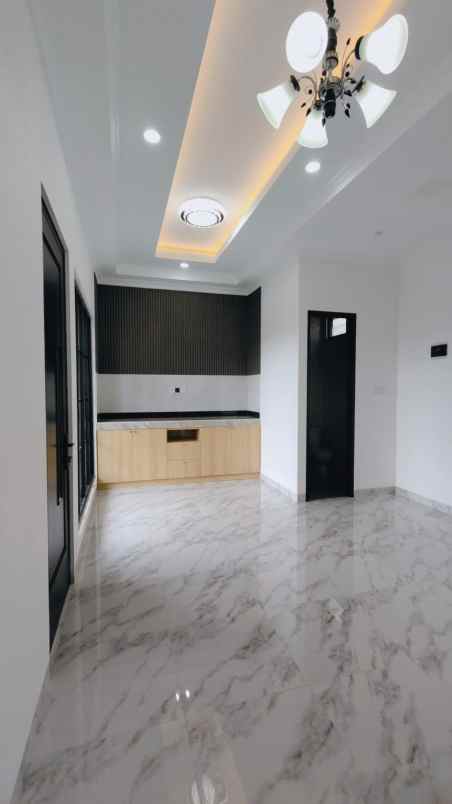 rumah baru lokasi strategis di griyaloka bsd tangsel