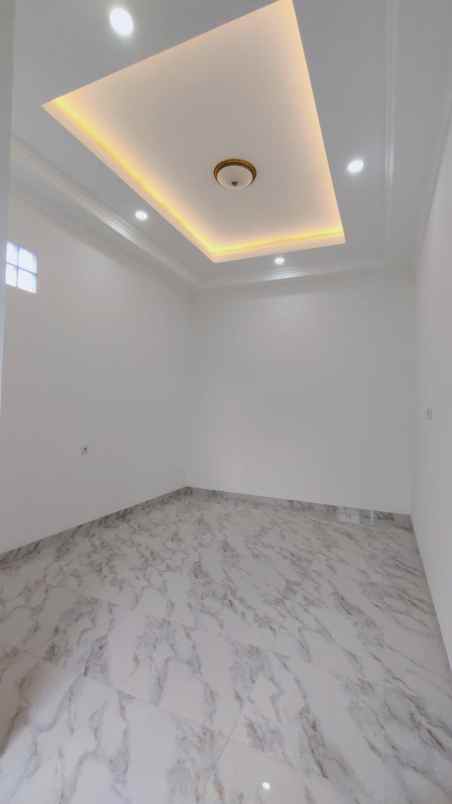 rumah baru lokasi strategis di griyaloka bsd tangsel