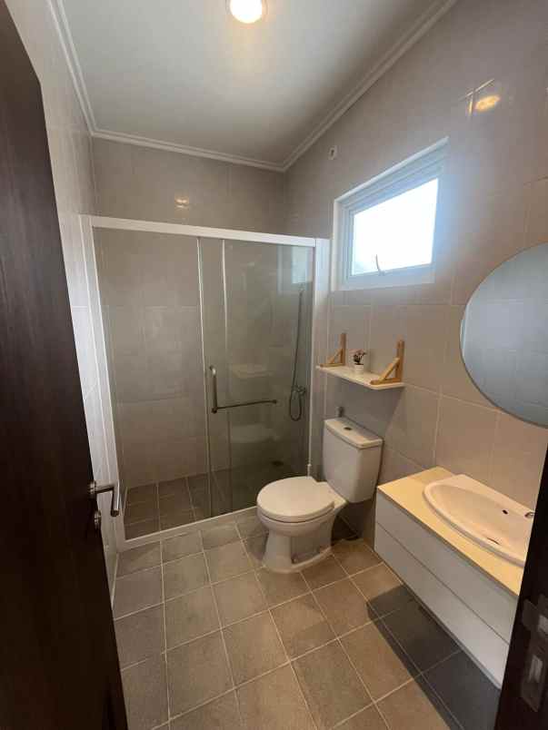 rumah baru minimalis modern dekat kota cinema bekasi