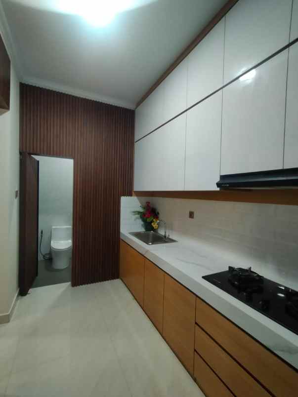 rumah baru siap huni di serpong tangsel