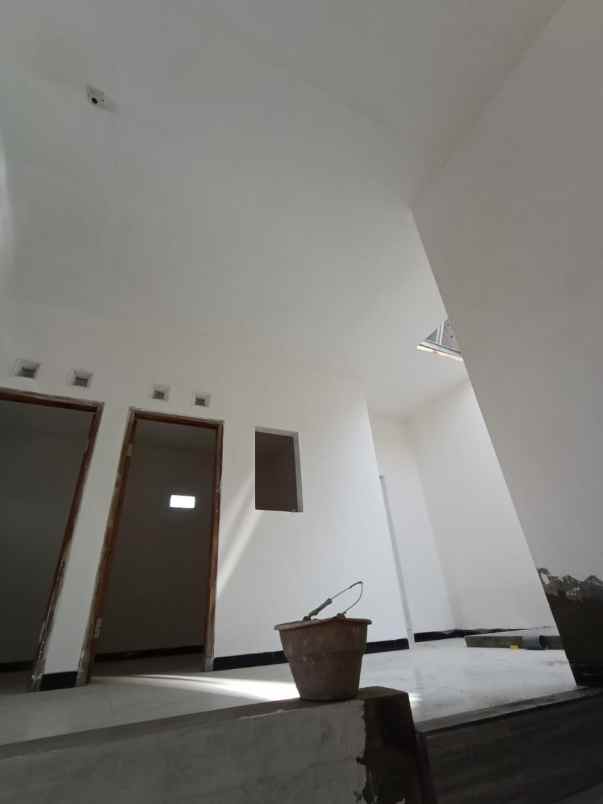 rumah baru siap huni lokasi sawojajar kota malang