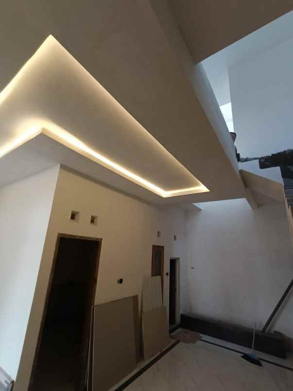 rumah baru siap huni lokasi sawojajar kota malang