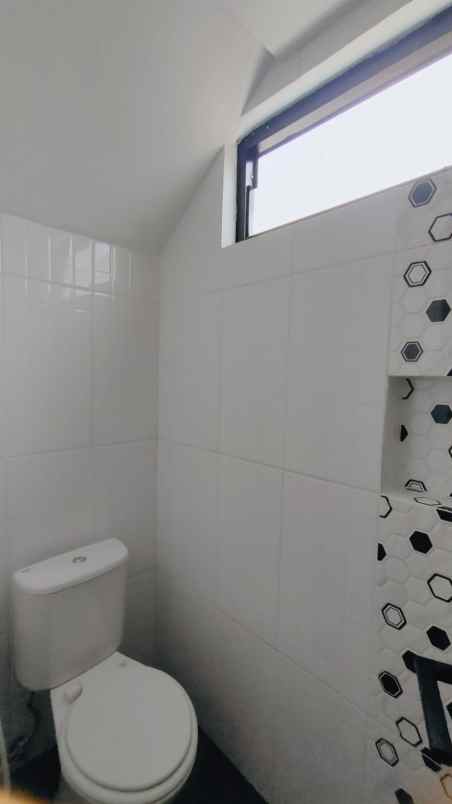 rumah baru siap huni strategis di nusaloka bsd