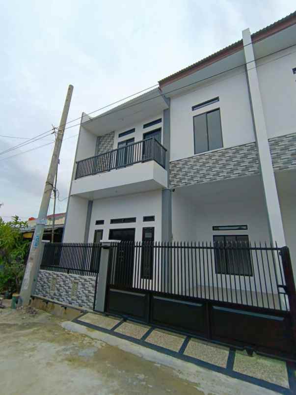 rumah cantik 2 lantai jl tuah karya panam siap huni