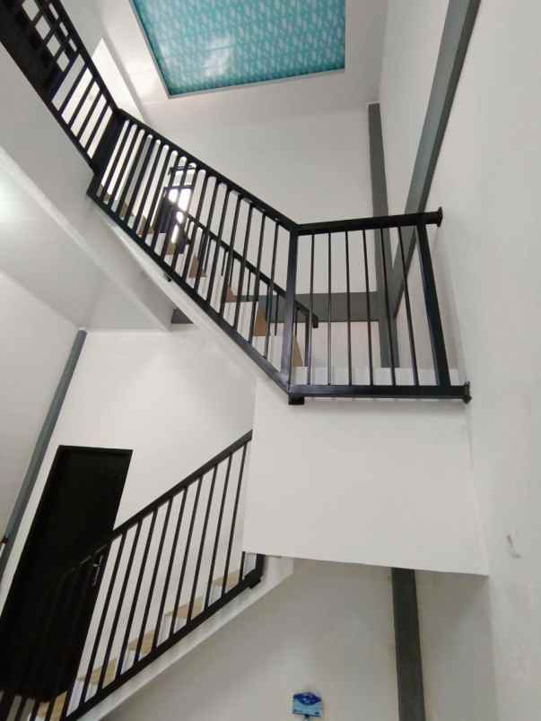 rumah cantik 2 lantai jl tuah karya panam siap huni