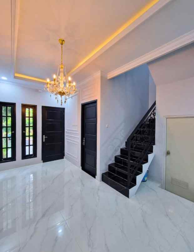 rumah cantik bonus furnished di jagakarsa jaksel