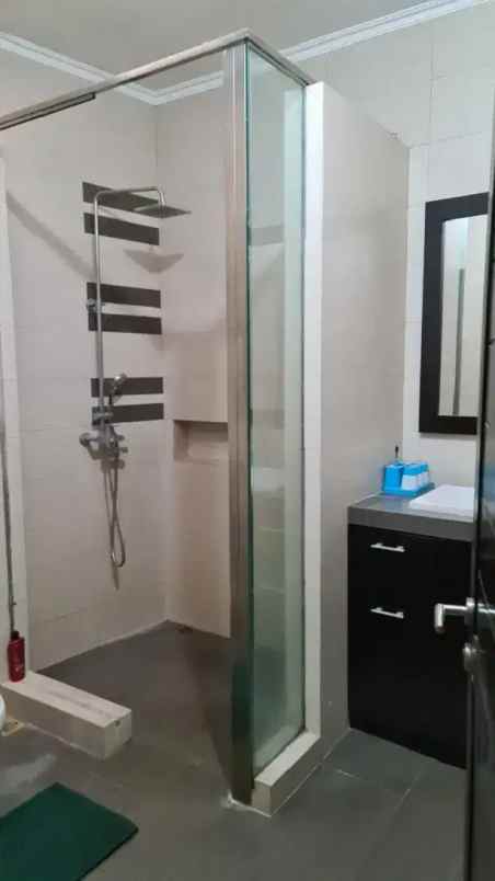 rumah cibabat cimahi dekat polres