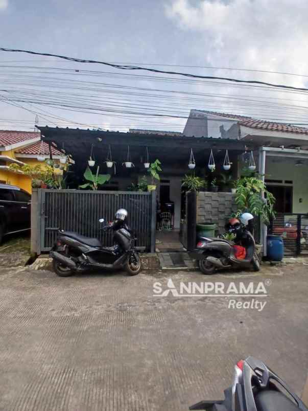 rumah di cluster pasir putih swangan depok imelin