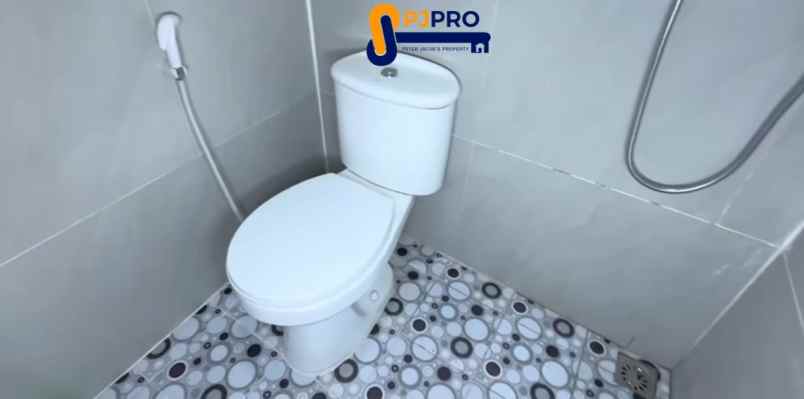 rumah di grand taman raya bekasi