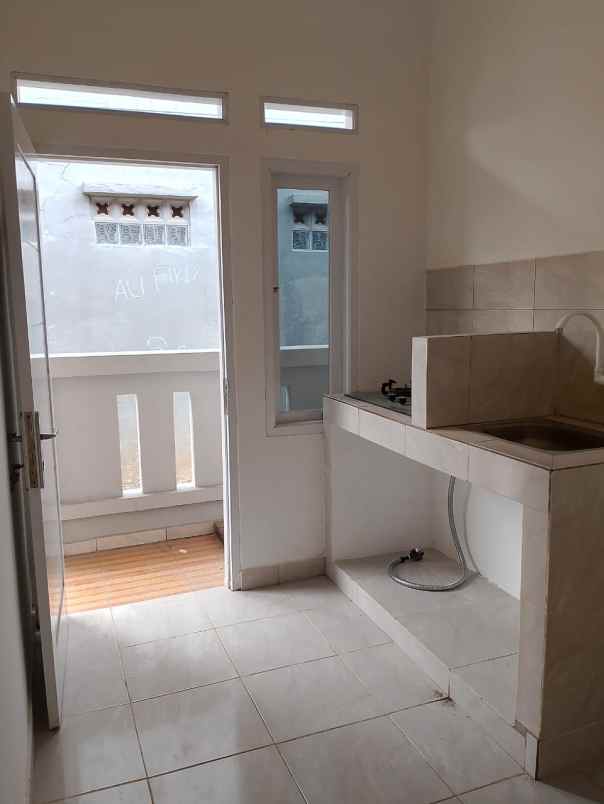 rumah dijual ready siap huni shm dekat stasiun