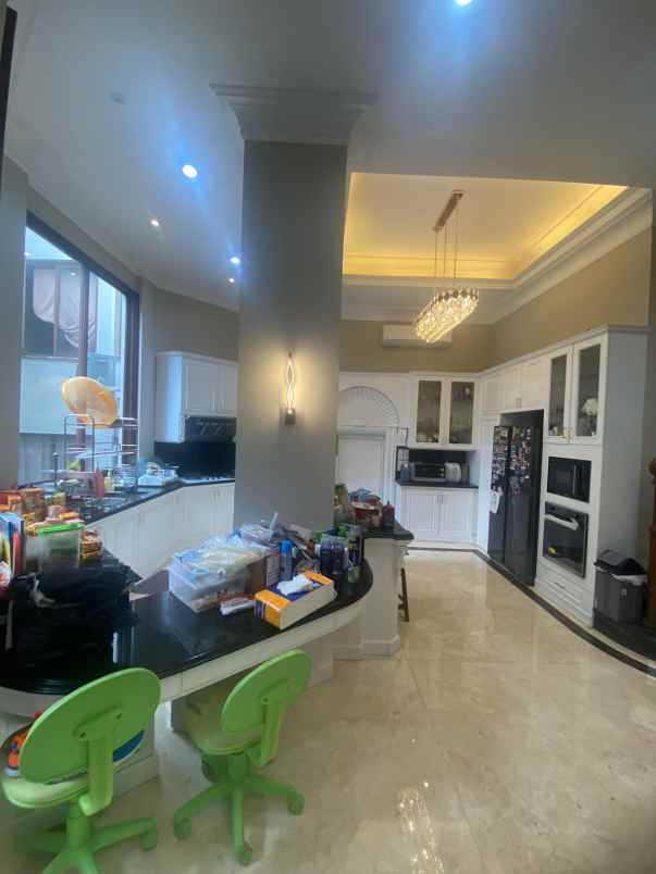 rumah dijual taman aries jakarta barat