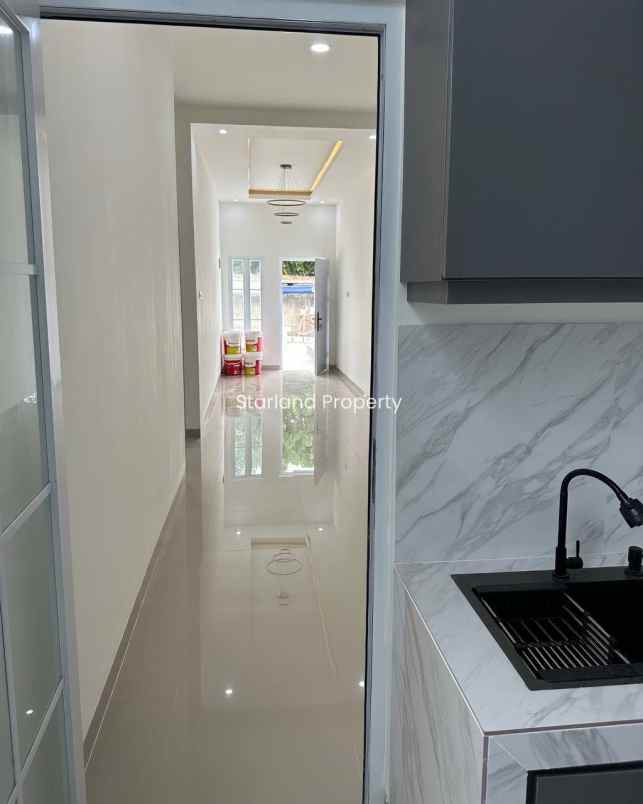 rumah free biaya2 modern minimalis di pamulang