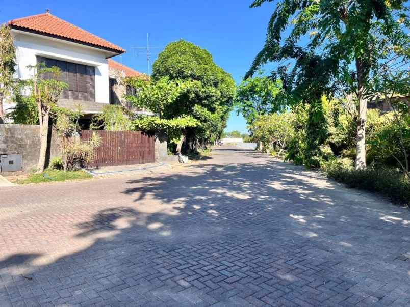 rumah graha family blok r