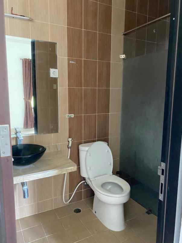 rumah hook bagus siap huni kemang pratama 2 bekasi