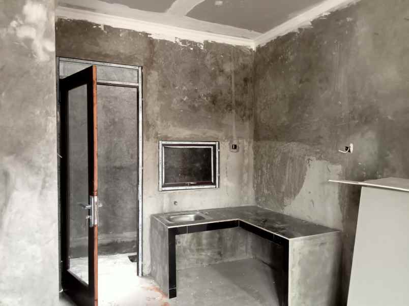 rumah jalan tanah tinggi