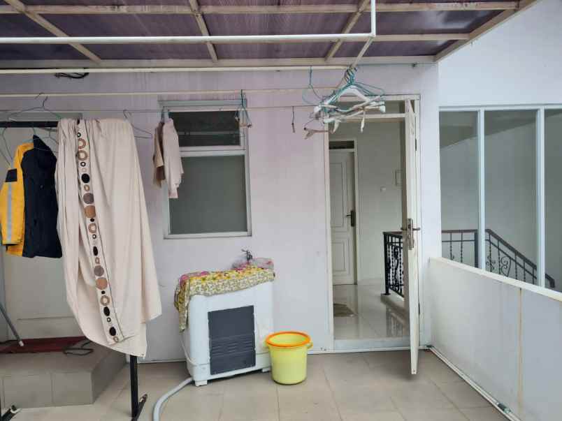 rumah jl kota wisata cibubur