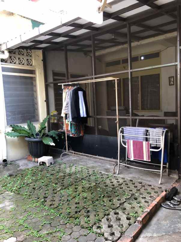 rumah jl mesjid abidin 3 a rt