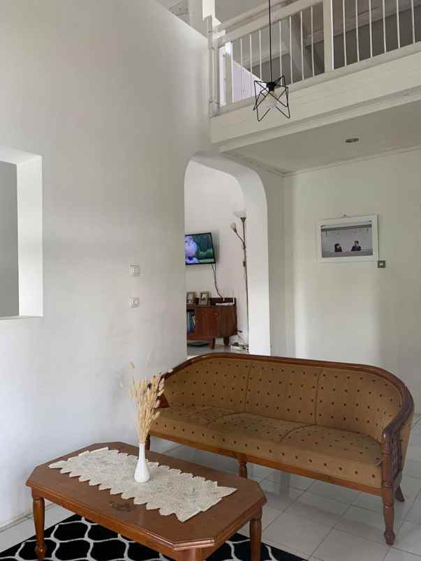 rumah luas 180 m2 ujungberung hanya 850 juta