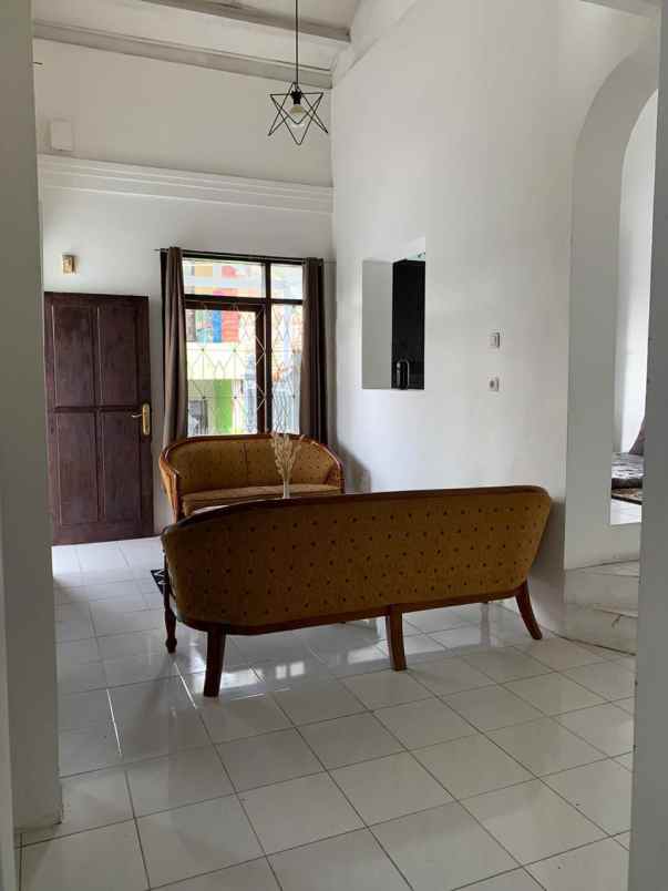 rumah luas 180 m2 ujungberung hanya 850 juta