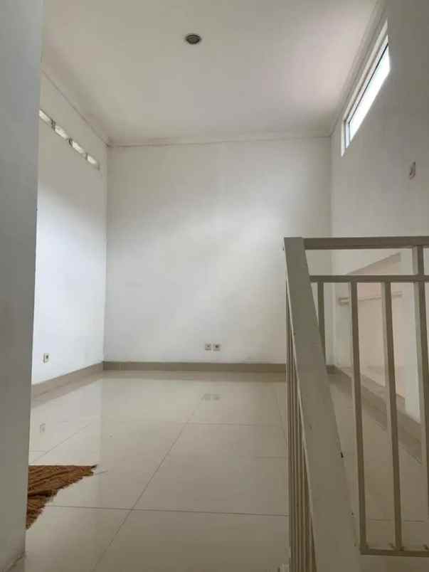 rumah mahagoni bintaro siap sewa siapa cepat dia dapat