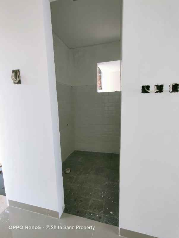 rumah meruyung limo depol