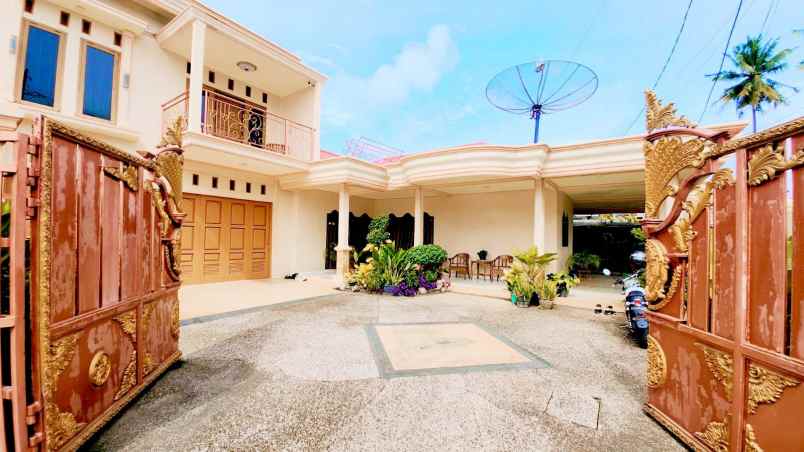 rumah mewah 2 lantai di kedaton bandar lampung