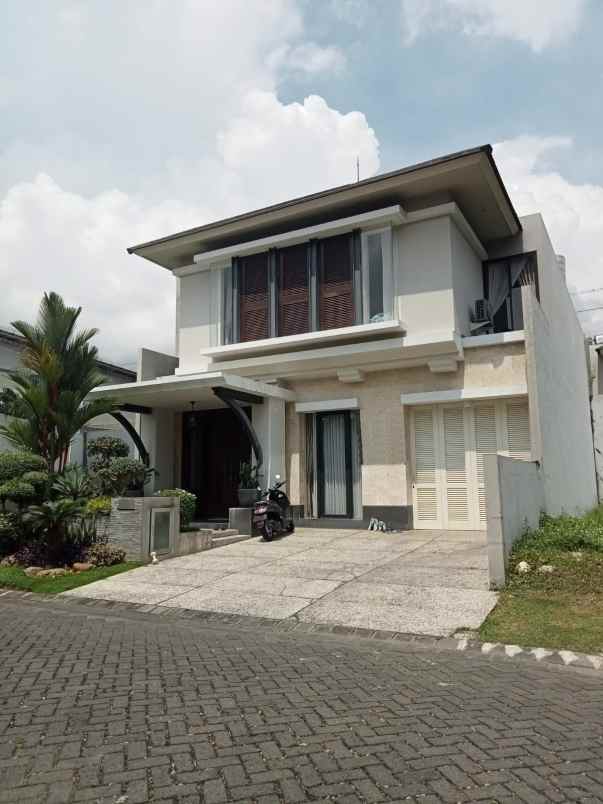 rumah mewah minimalis di perumahan prambanan residence