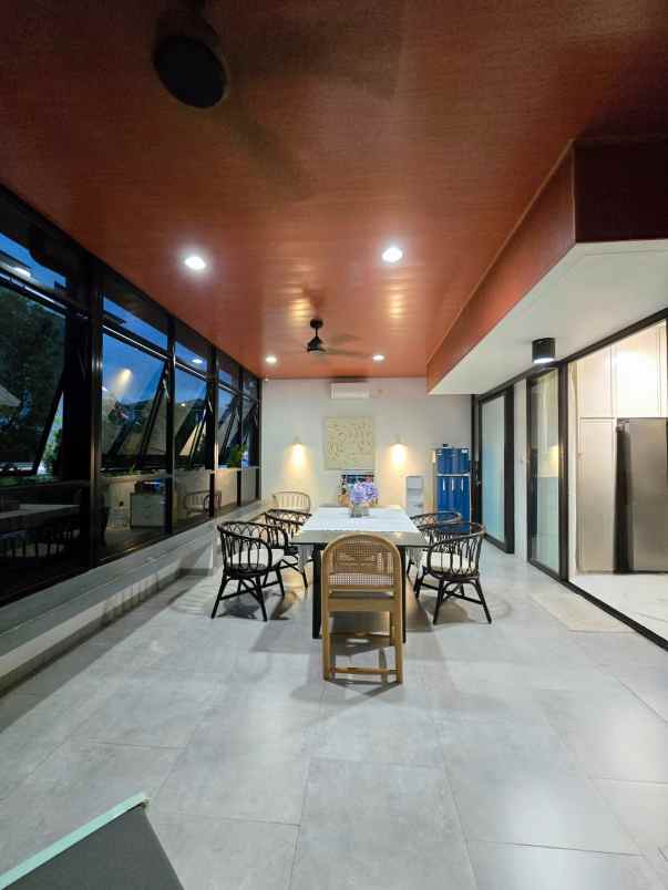 rumah mewah siap huni di cluster jgc cakung