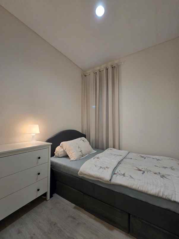 rumah mewah siap huni di cluster jgc cakung