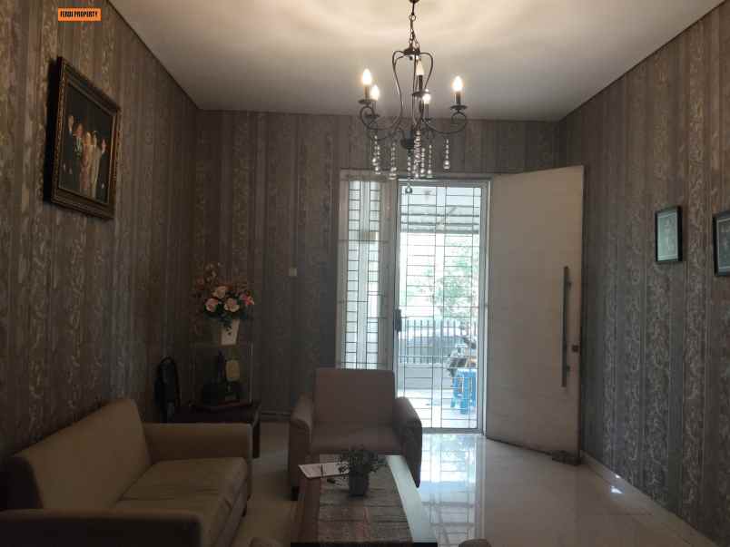 rumah minimalis 2 lantai siap huni citra gran cibubur