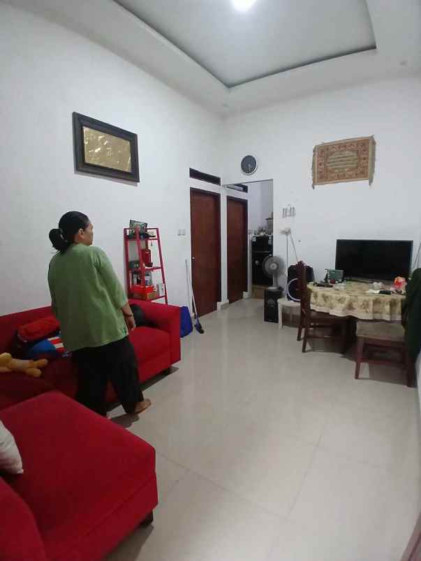 rumah minimalis dalam cluster di pasir putih depok