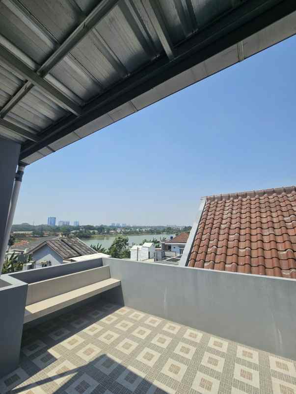 rumah modern minimalis 2 5 lantai di jagakarsa jaksel