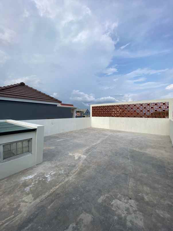 rumah modern siap huni dekat itn