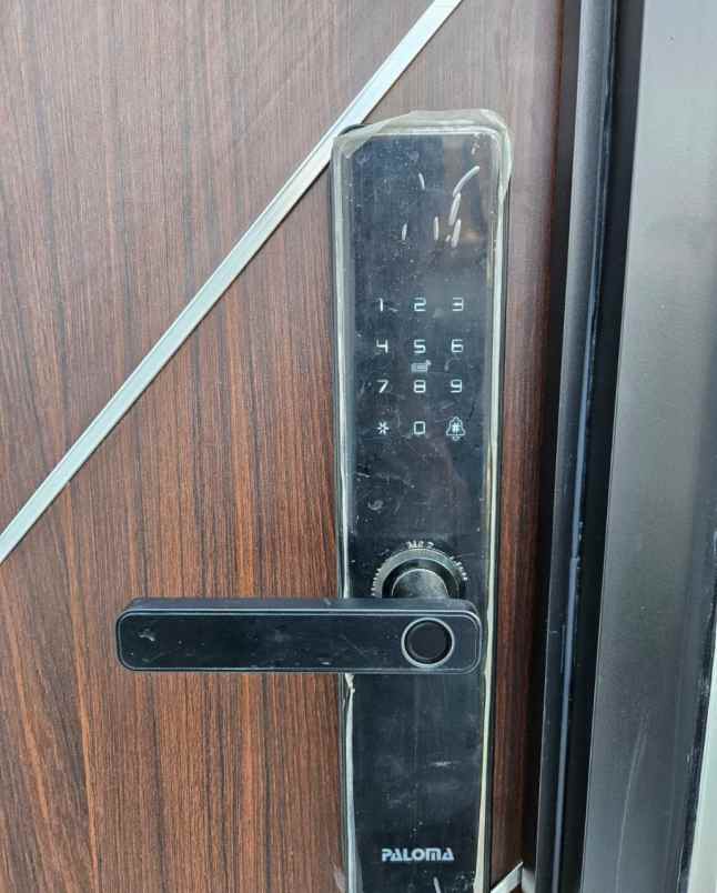 rumah modern smart door lokasi dekat kampus brawijaya