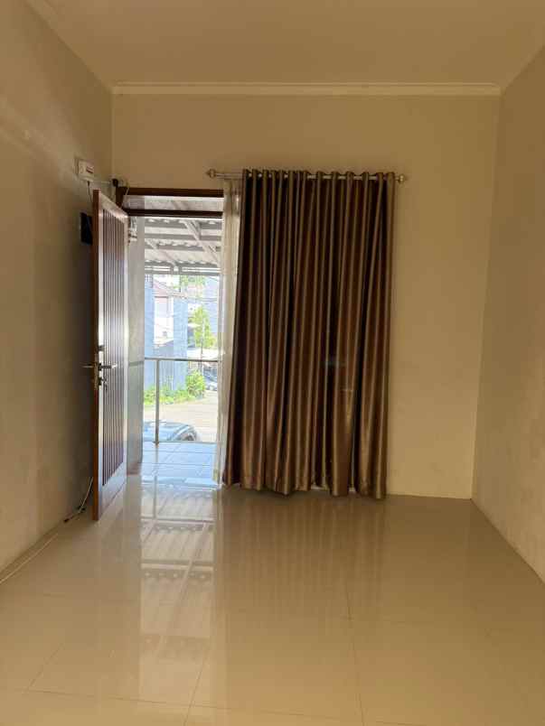 rumah murah asri lingkungan asri di sariwangi bandung